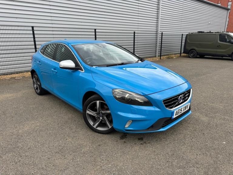 2015 Volvo V40 2.0 D2 R-Design Lux Nav Euro 6 (s/s) 5dr HATCHBACK Diesel Manual