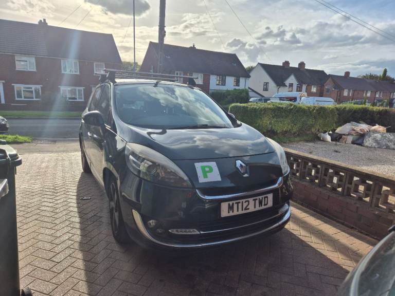 Renault, GRAND SCENIC, MPV, 2012, Manual, 1598 (cc), 5 doors