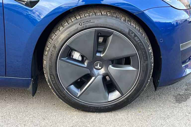 2021 Tesla Model 3 Long Range AWD 4dr Auto SALOON ELECTRIC Automatic