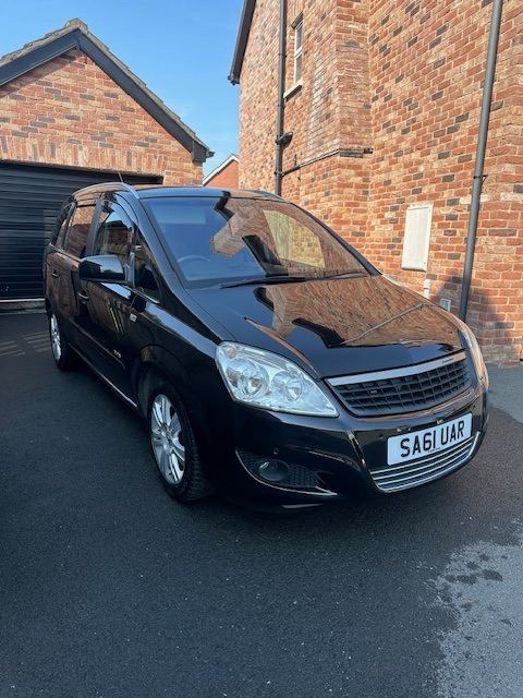 Vauxhall Zafira Elite, 2011, 1.7 Diesel, 5 doors, 7 seats