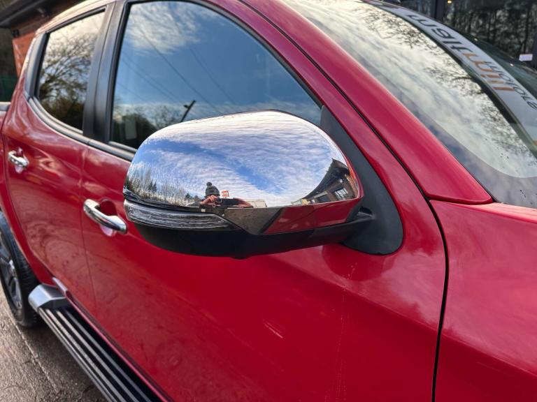 2021 Mitsubishi L200 2.3 L200 Barbarian X DI-D Auto 4WD Pickup Diesel Automatic