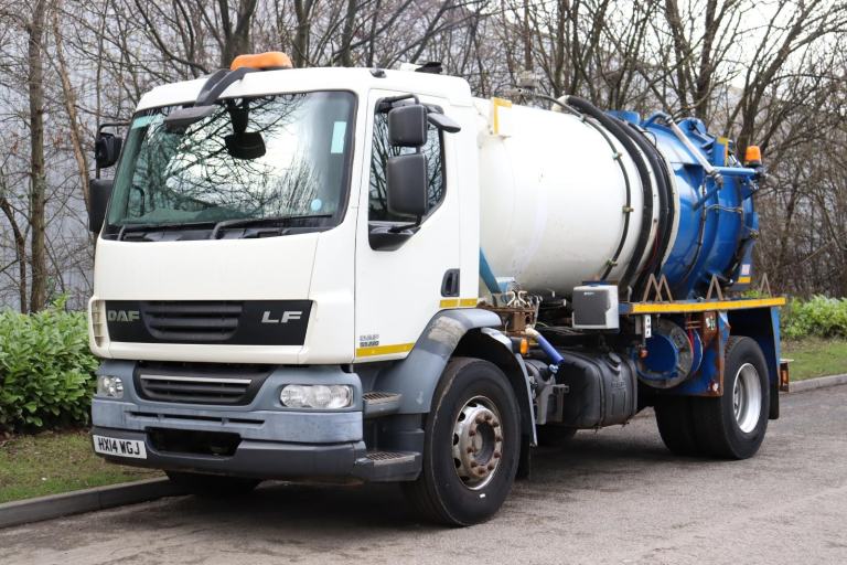 DAF LF55 220 4X2 8,000L WHALE VACUUM TANKER (2014)