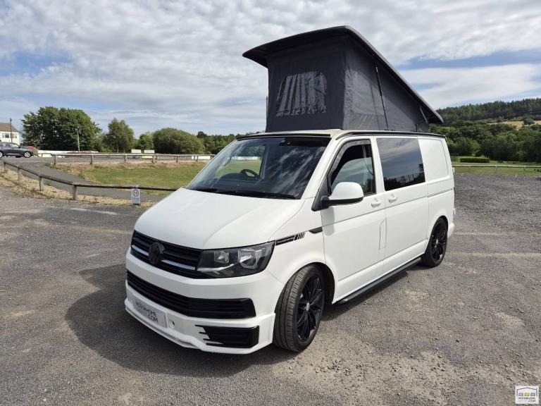 2016 Volkswagen Transporter - 4 berth, 4 belt