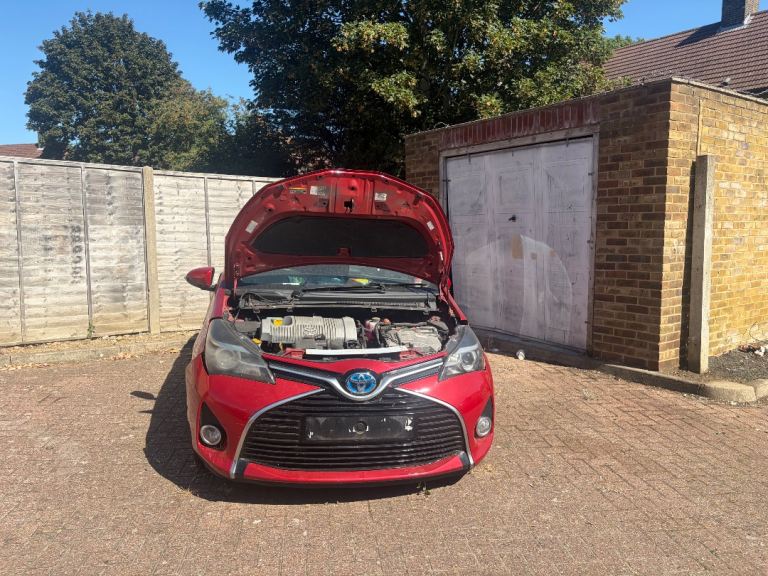 Toyota aygo breaking for parts