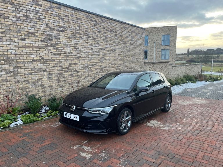 2022 Volkswagen Golf 2.0 R- Line TDI S-A DSG Full Service History heated steering wheel