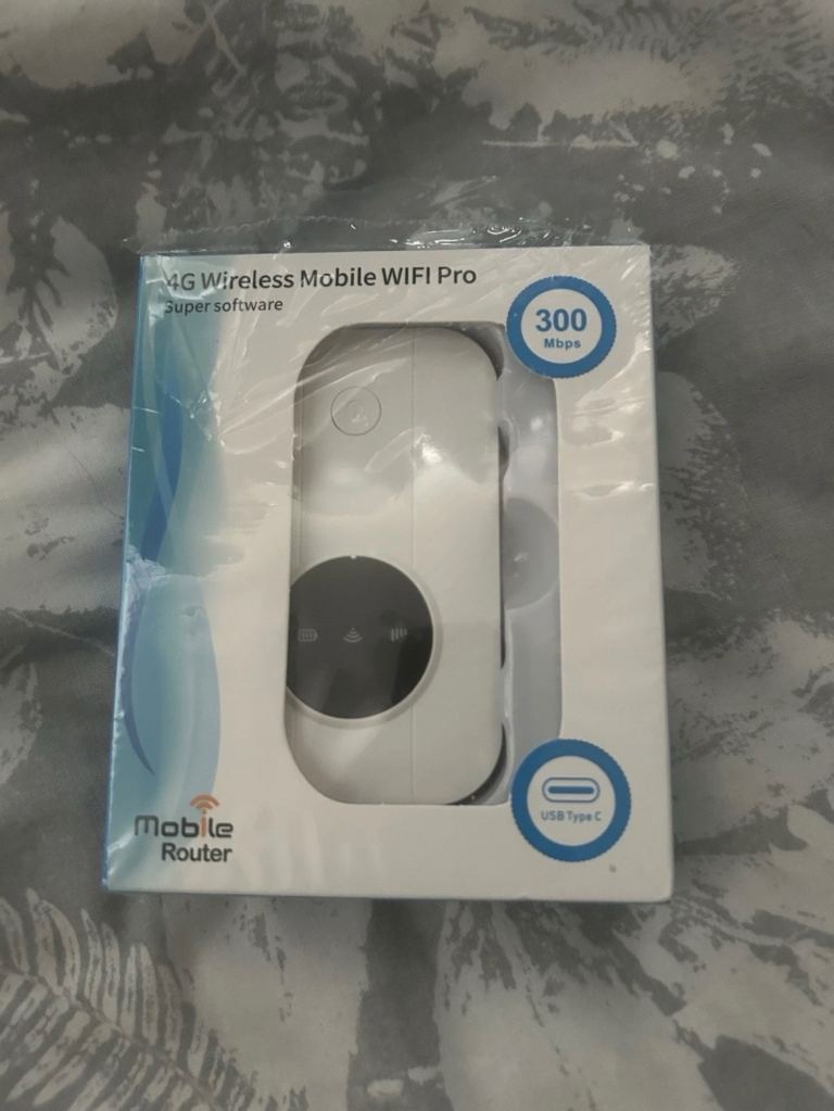 New 4G Wireless Mobile WiFi Pro Router M5-E White