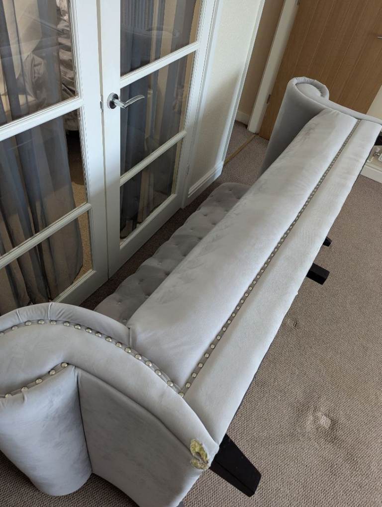 *pending collection** 3 Seater Chelsea Sofa 