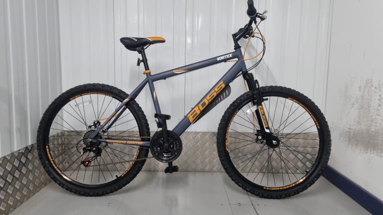 Medium Boss Vortex with disc brakes mint condition £130 part exchange possible too 