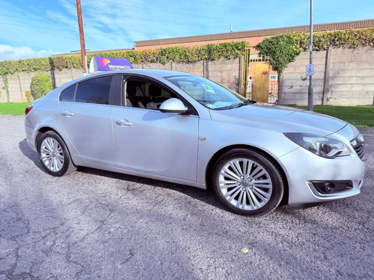 image for 2015 15 VAUXHALL INSIGNIA 2.0 CDTI DESIGN NAV 6 SPEED MANUAL £20 TAX FULL HIST