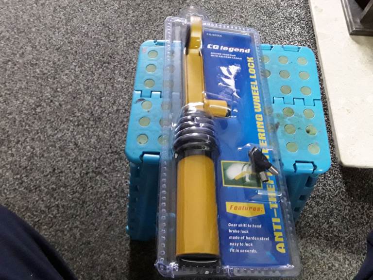 Handbrake to gearstick anti theft lok as x2 keys protect your vehicle from theft new bargain 