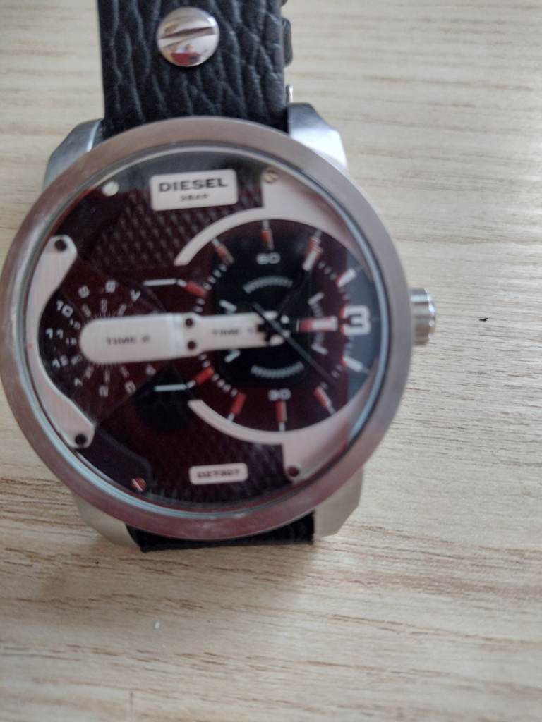 Diesel 3 bar men watch -not working