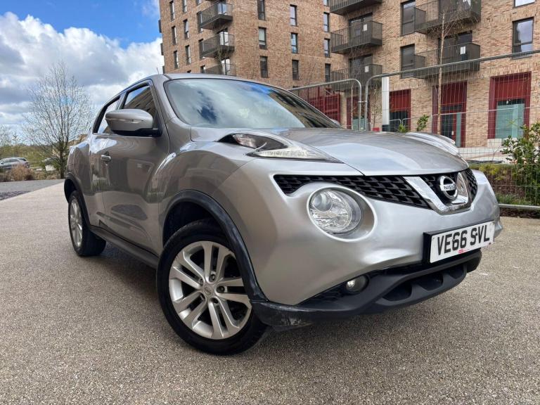 2016 Nissan Juke 1.6 N-Connecta XTRON Euro 6 5dr HATCHBACK Petrol Automatic