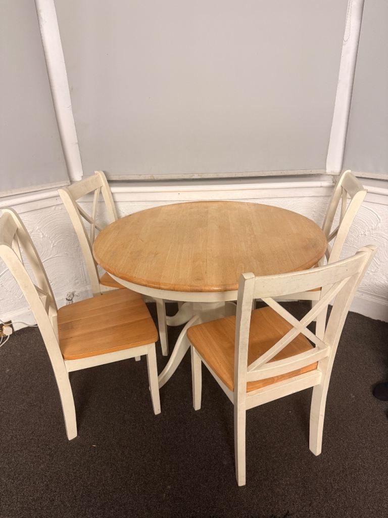 *GONE*  Wooden Dining Table and 4 Chairs Set – Good Condition