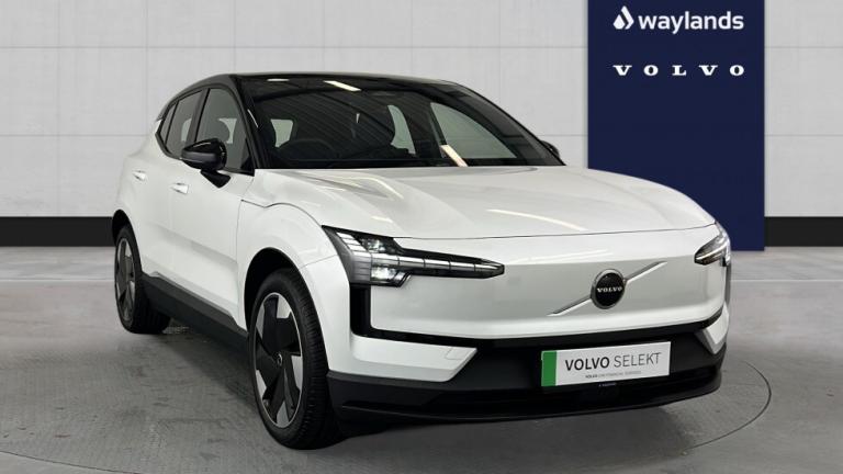2025 Volvo EX30 Twin Motor Performance, Plus Electric(Harman Kardon, Carplay, Heated Seats) Estat...