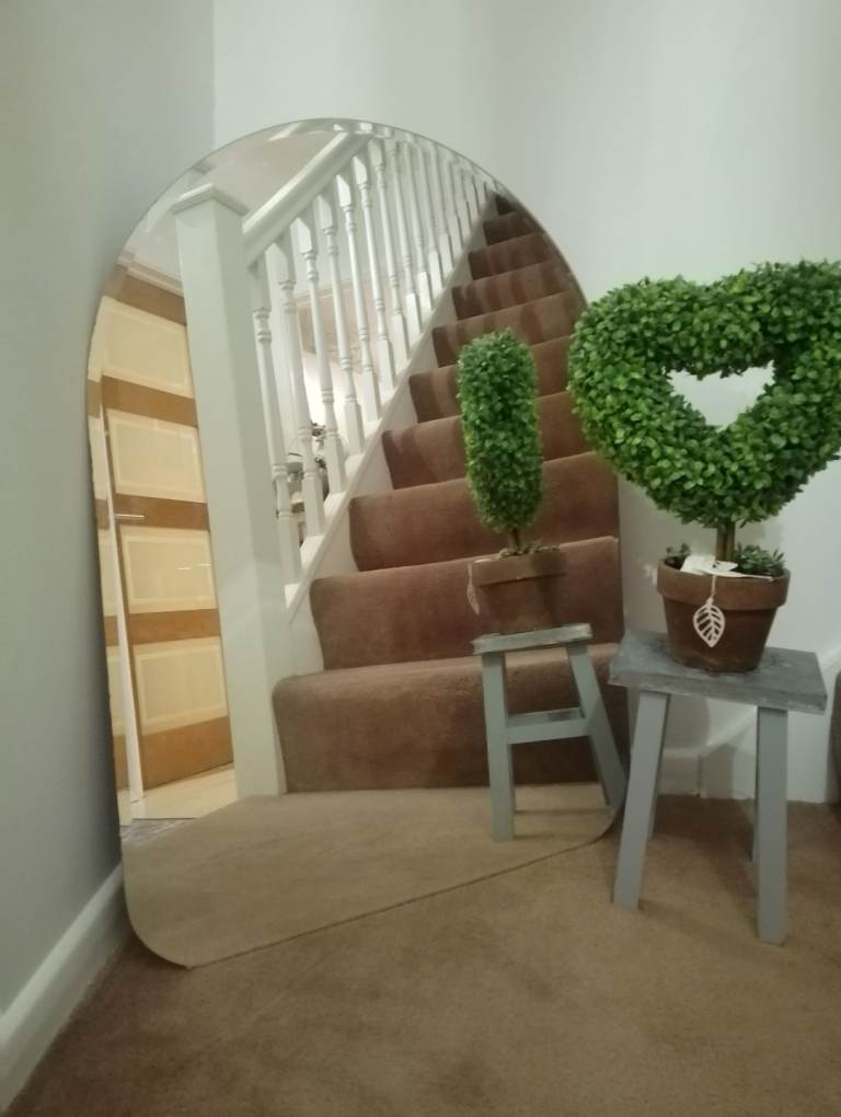 Round top arch mirror 