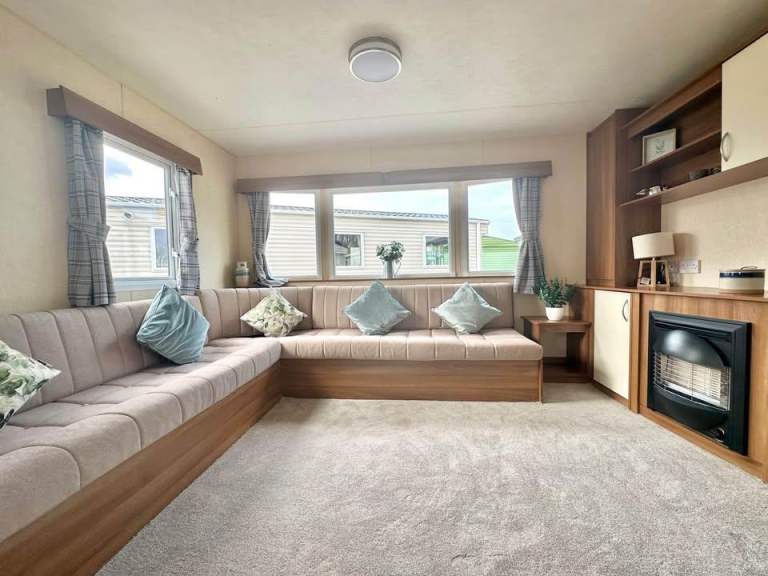 Own a caravan, Gorleston Beach, Lowestoft / Gt Yarmouth 