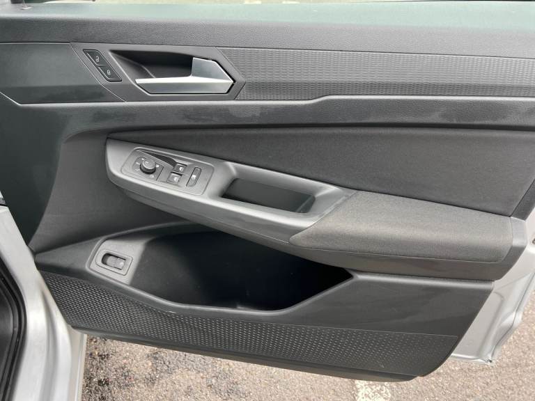 2025 Ford Transit Connect 250 LWB 1.5 Limited 150PS PHEV Auto Van Petrol Parallel PHEV Automatic