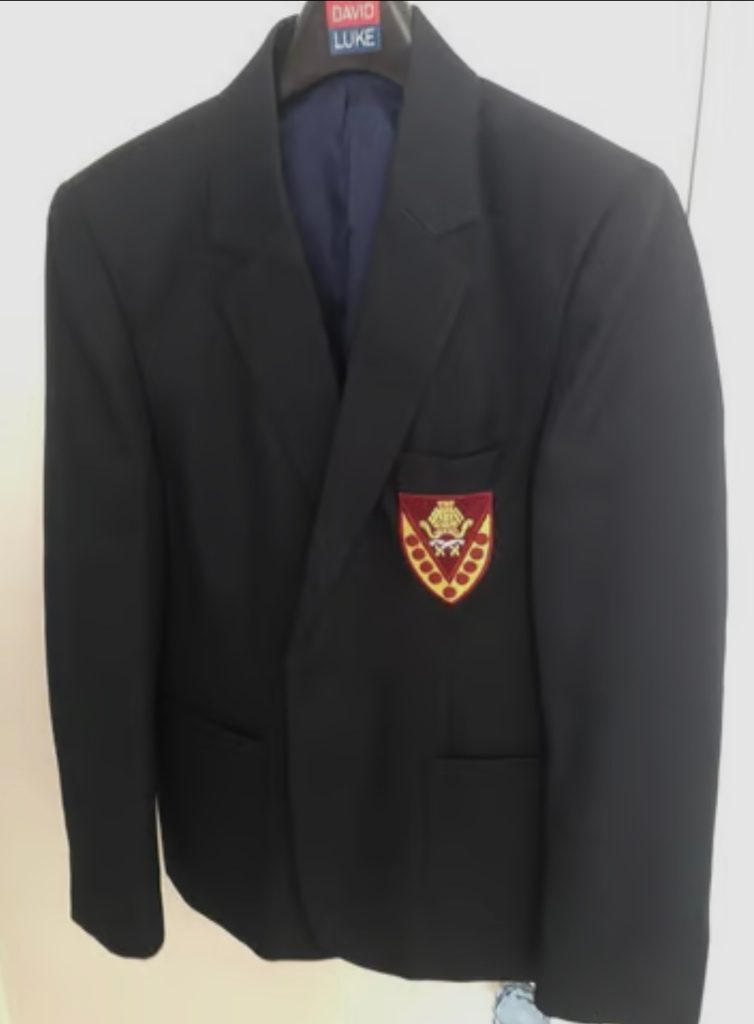 Bishopshalt School Boys Blazer (Size 30”)