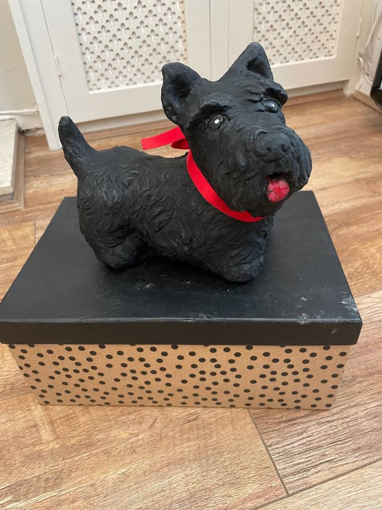 Cute Scottie Dog Ornament with Red Ribbon – Good Condition