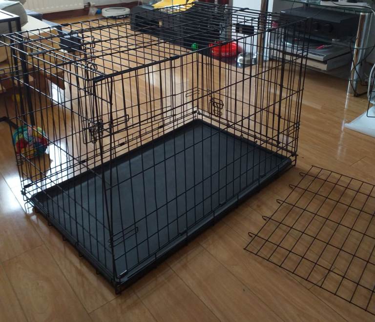 Medium dog crate