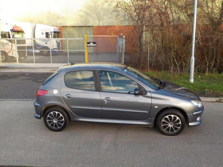 2009 Peugeot 206 1.4 Look 5dr HATCHBACK Petrol Manual