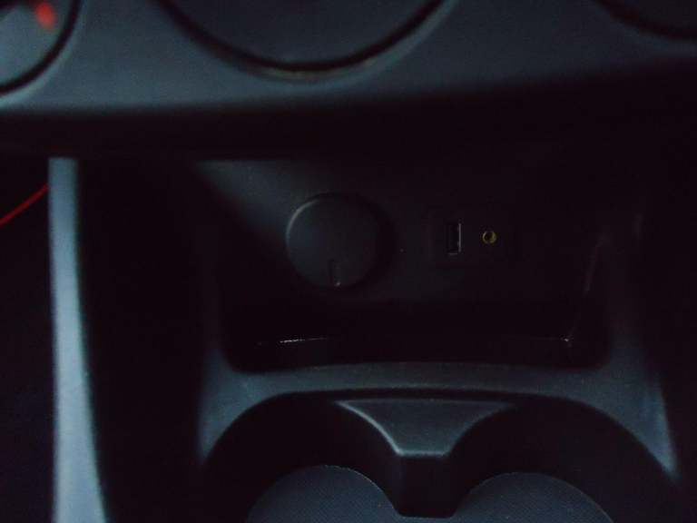 VAUXHALL CORSA 1.4 i ecoTEC Limited Edition Red Manual Petrol 2015