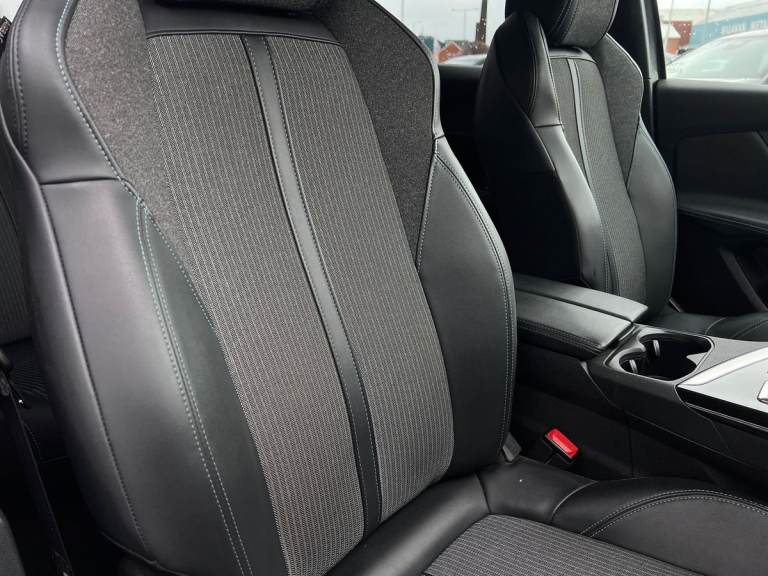 2022 Peugeot 3008 1.2 PureTech Allure Premium 5dr EAT8 Estate PETROL Automatic