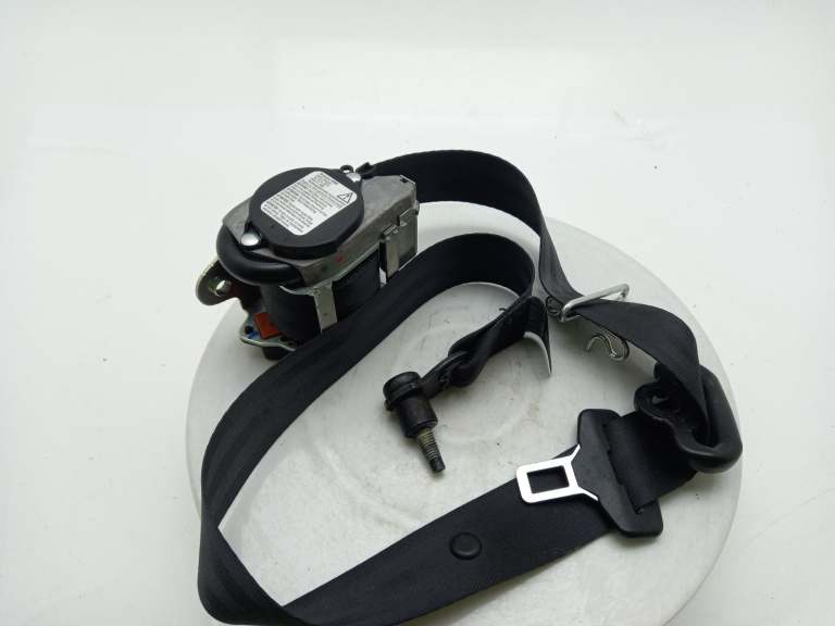 Ford Focus Seat Belt Left Front 2012-2018