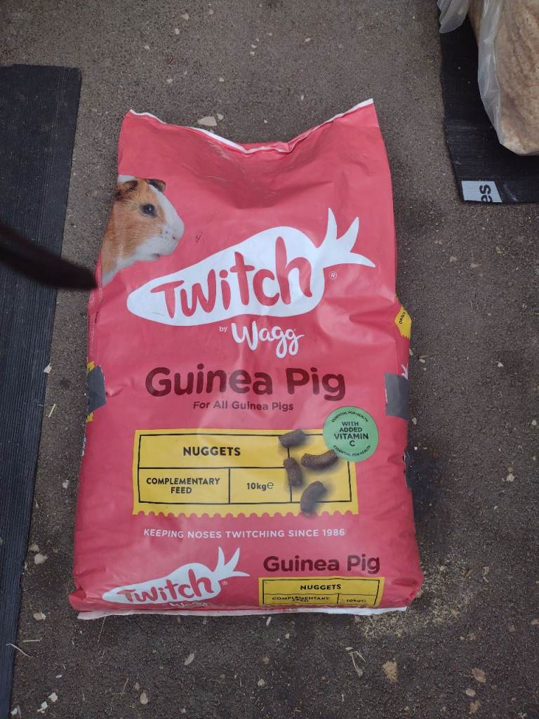 10kg new bag of guinea pig food