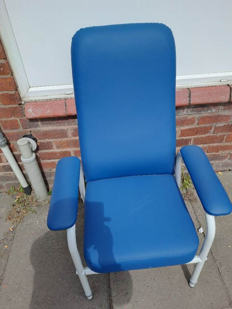 Hospital chair