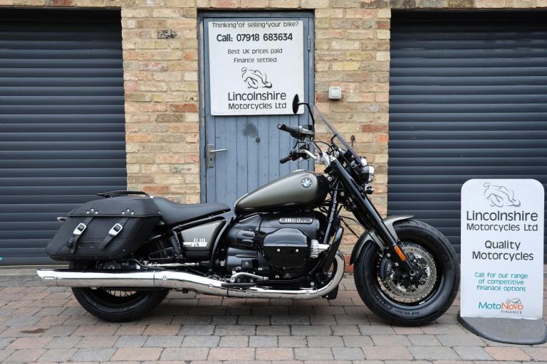 23 BMW R18 CLASSIC