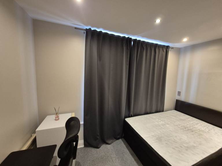 En-Suite Room in Willesden NW10