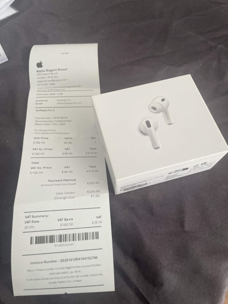 Apple AirPods Pro 3s - Sealed with Receipt 