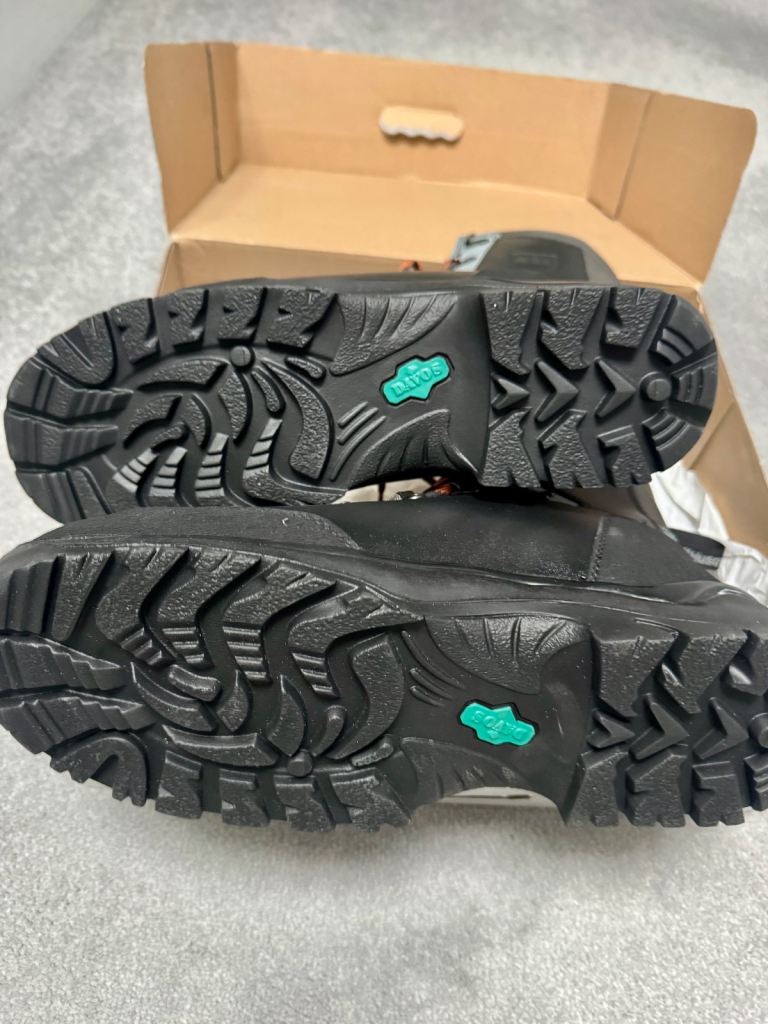 image for Husqvarna classic 1 chainsaw boots size 12