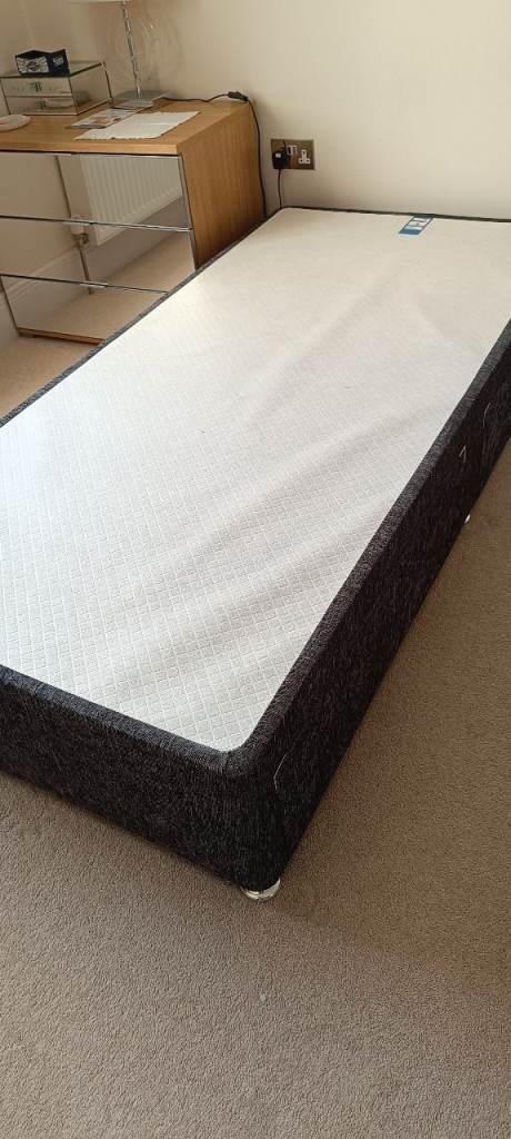 Single bed 2-drawer divan