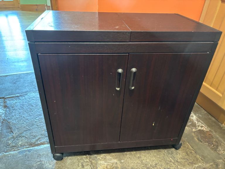  Hostess Warming trolley. 