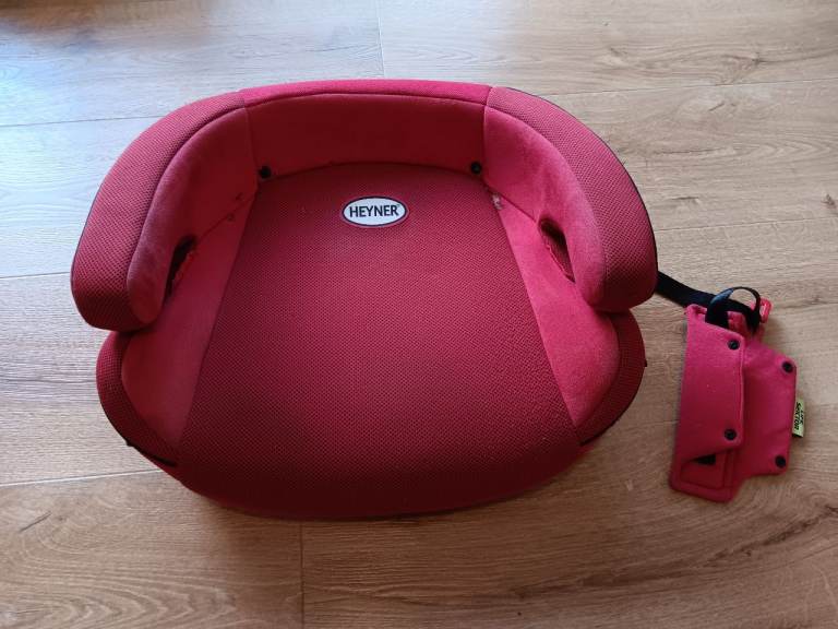 Isofix child car booster seat 