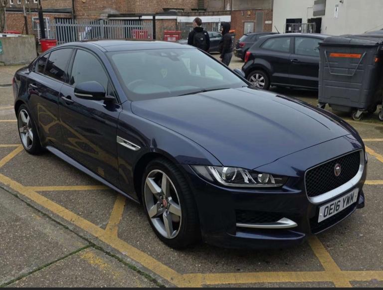 2016 Jaguar XE 2.0 XE R-Sport D Auto 4dr Saloon Diesel Automatic