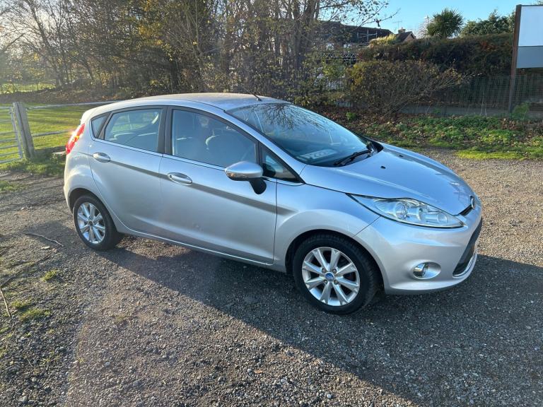 2009 Ford Fiesta 1.4 Zetec 5dr HATCHBACK Petrol Manual