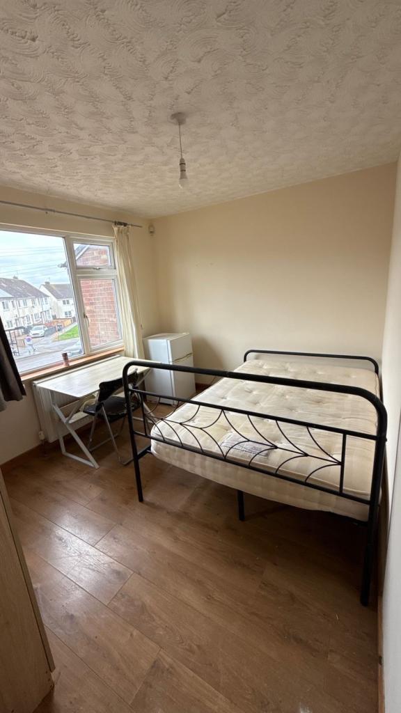 Double Room to Let in LE3 