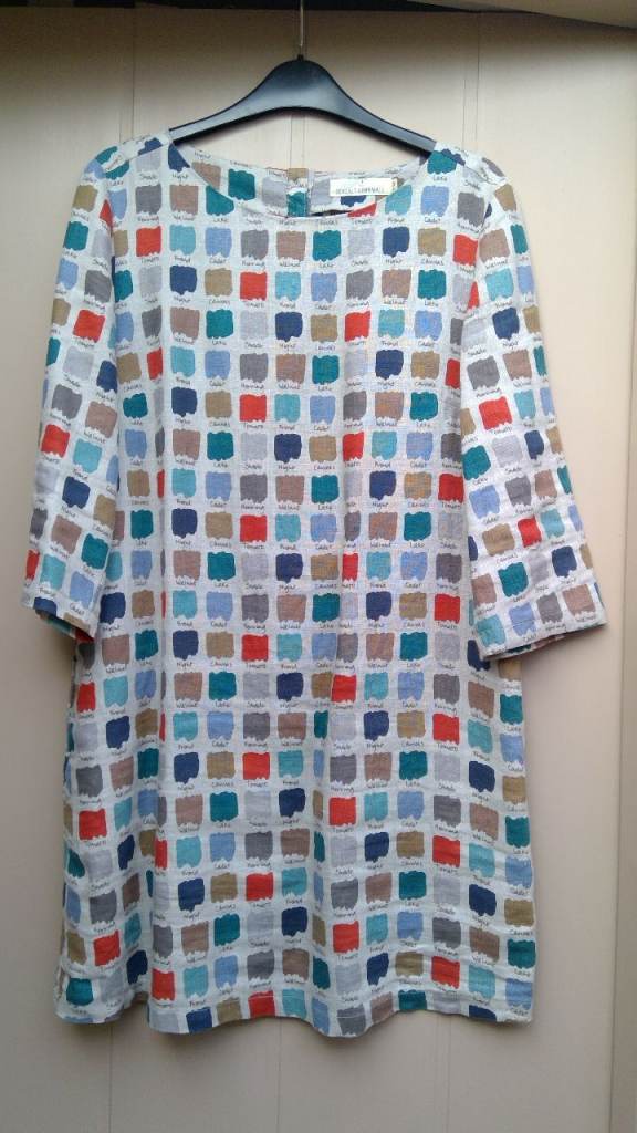 Seasalt Tunic, Size 10, 100% Cotton, 3/4 sleeves, two pockets with three button detail on back