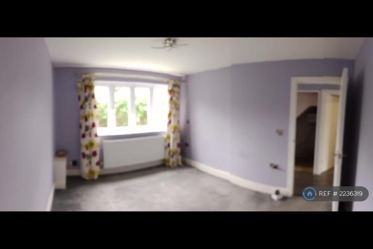1 bedroom flat in Whilton Road, Northampton, NN2 (1 bed) (#2236319)
