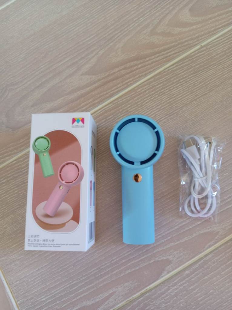  Portable Mini Handheld Turbo Fan – USB Rechargeable 🔋
