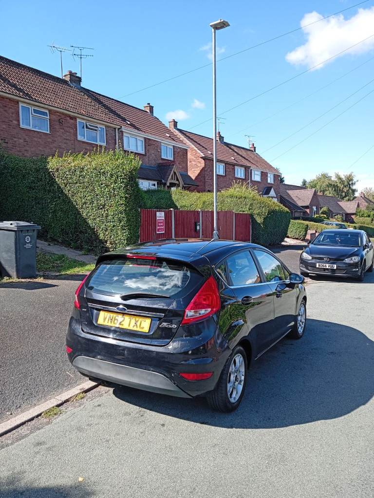 Ford, FIESTA, Hatchback, 2012, Manual, 1242 (cc), 5 doors