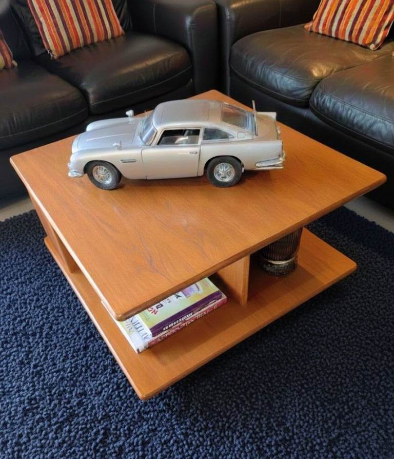 Vintage furniture - Delivery can be arranged 