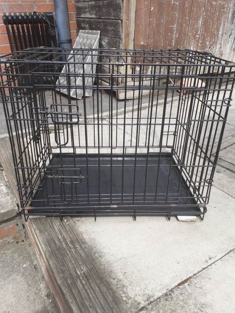 Small pet cage like new