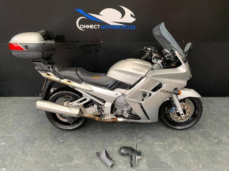 YAMAHA FJR1300 2001 PROJECT BIKE HPI CLEAR