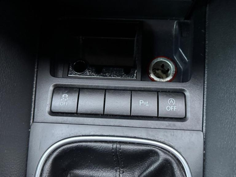 2011 Volkswagen Golf 1.6 TDi 105 BlueMotion Tech Match 5dr HATCHBACK DIESEL Manual