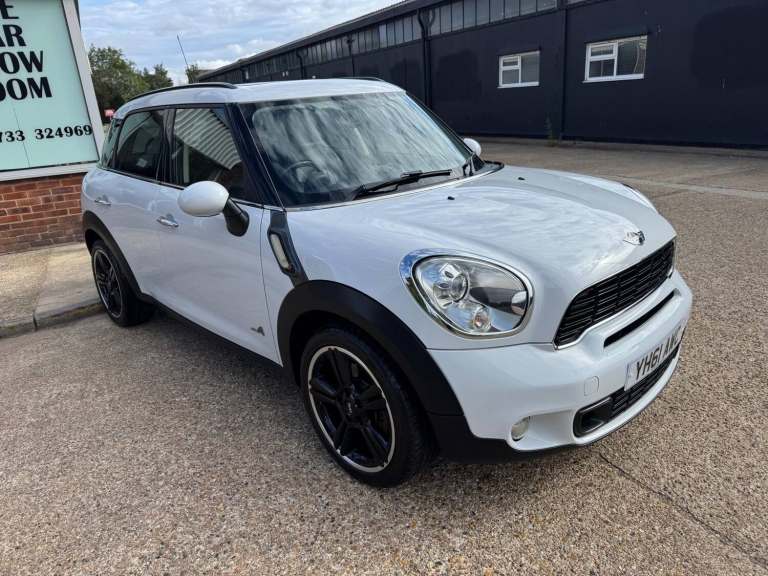 2011 MINI Countryman 1.6 Cooper S ALL4 5dr Auto HATCHBACK PETROL Automatic
