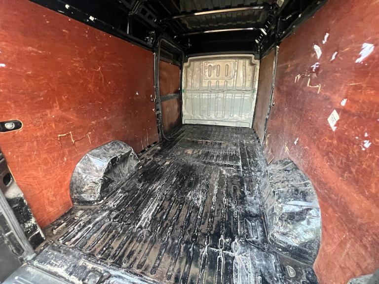 2022 Peugeot Boxer 2.2 BlueHDi 335 Professional Panel Van 5dr Diesel Manual L3 H2 Euro 6 (s/s) Pa...